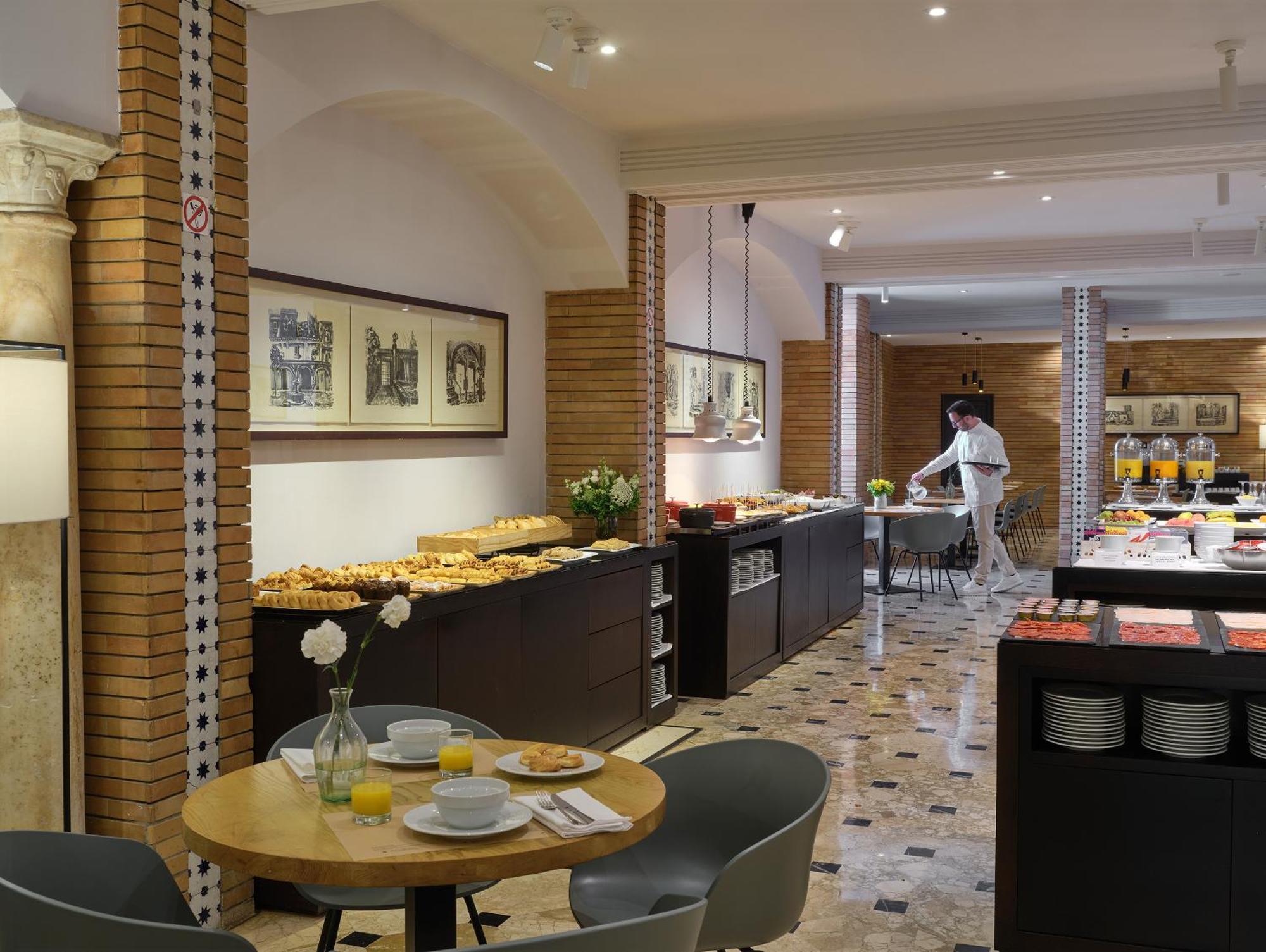 Hotel Fernando III Siviglia Esterno foto